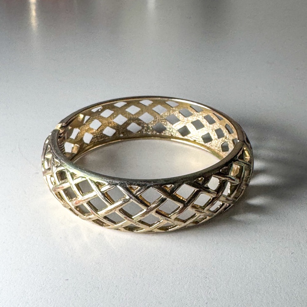 bangle bracelet, gold